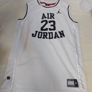 Kids Air Jordan 23 Basketball Jersey White Black‎ XL TG EG 13-15 Years